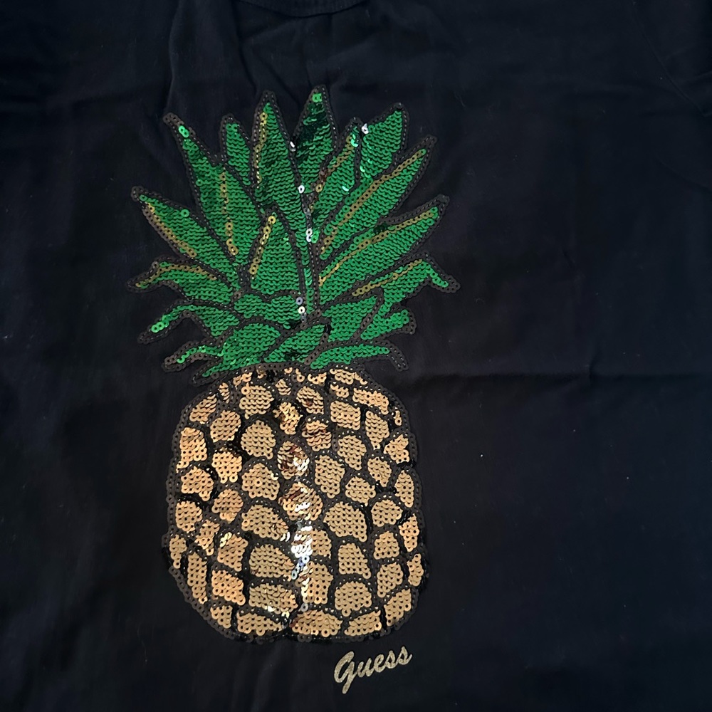 Guess Shirts - Picture 2 of 5